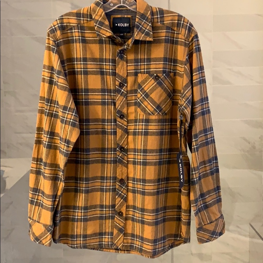New Men’s classic Button up flannel shirt